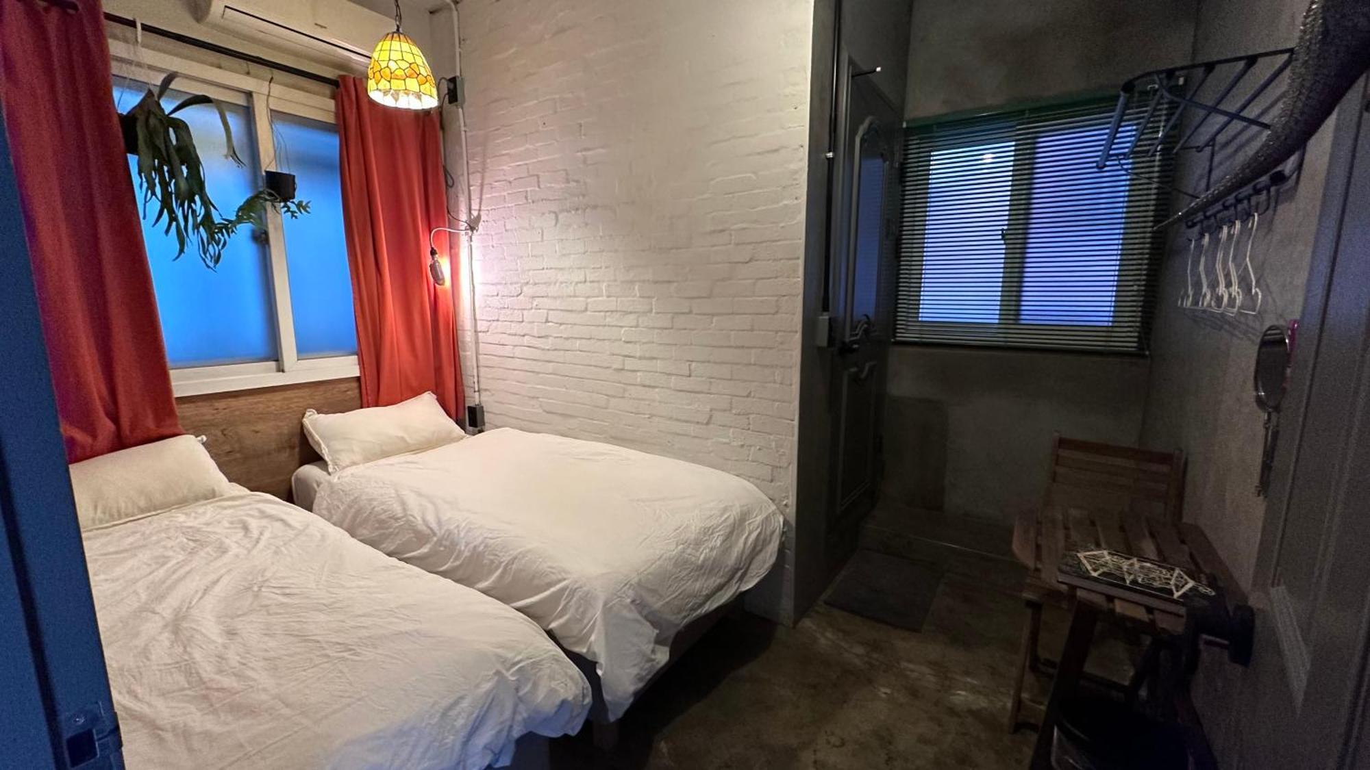Hongdae Guesthouse Pajamaparty Seoul Exterior photo